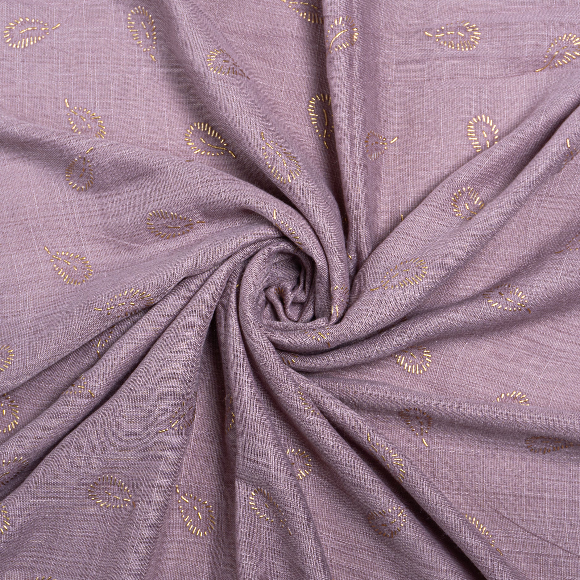 Gold Leaf Lawn – Alaya
